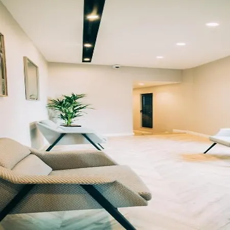 Stela Center Hotel Tirana