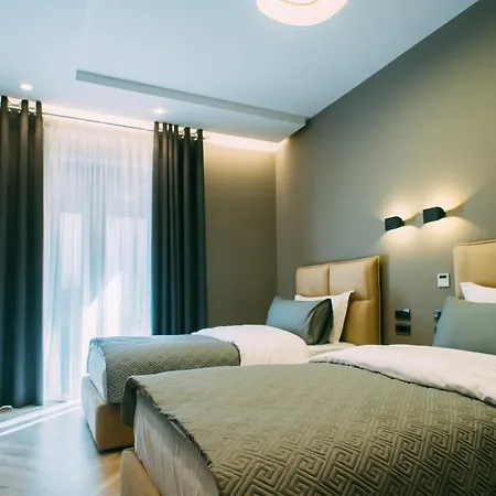 Stela Center 4* Tirana