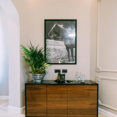 Stela Center Hotel 4*