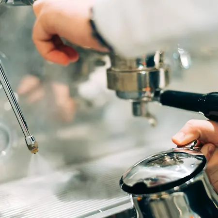 Stela Center 4* Tirana