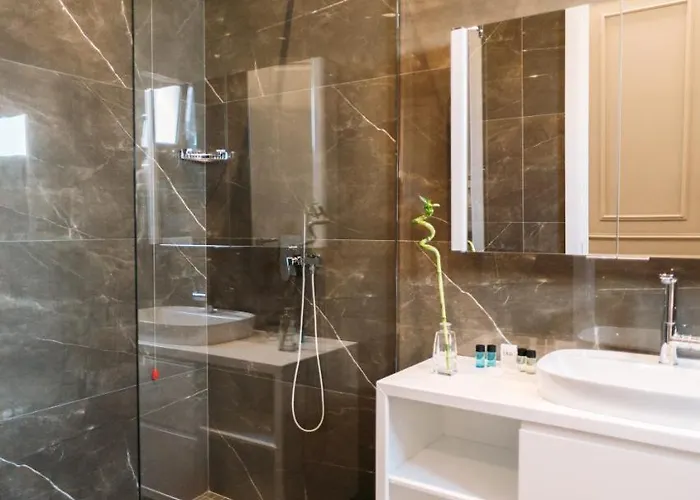 Stela Center Hotel