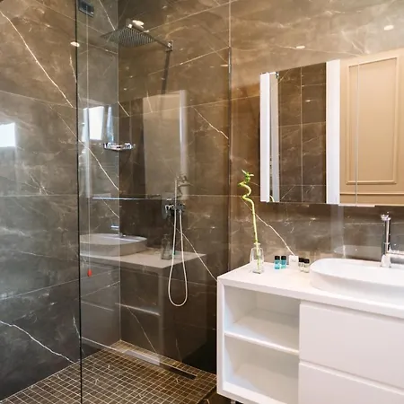 Stela Center Hotel