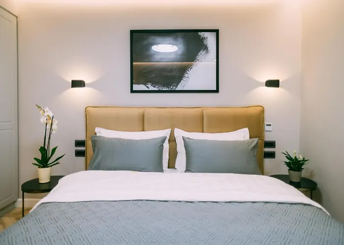 Stela Center Hotell
